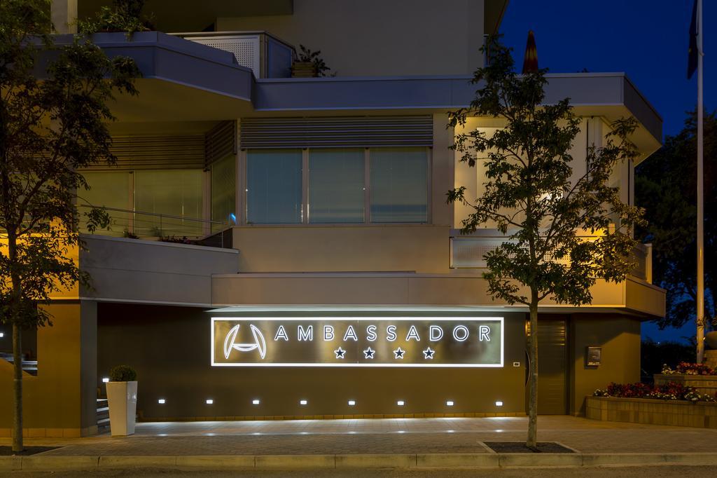 Hotel Ambassador Bibione Esterno foto