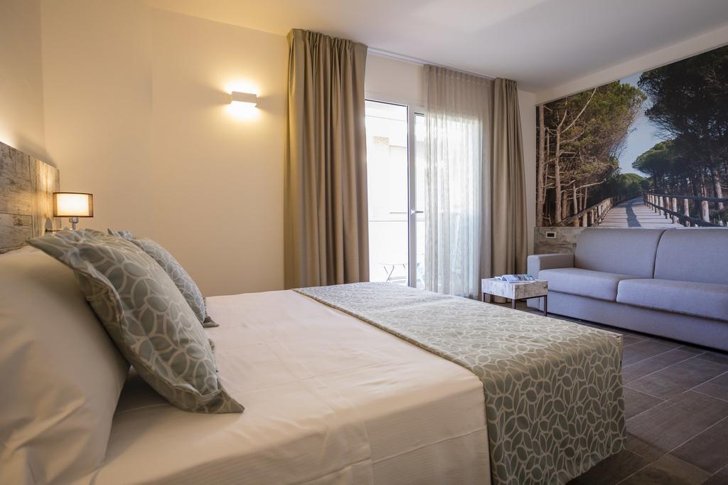 Hotel Ambassador Bibione Esterno foto