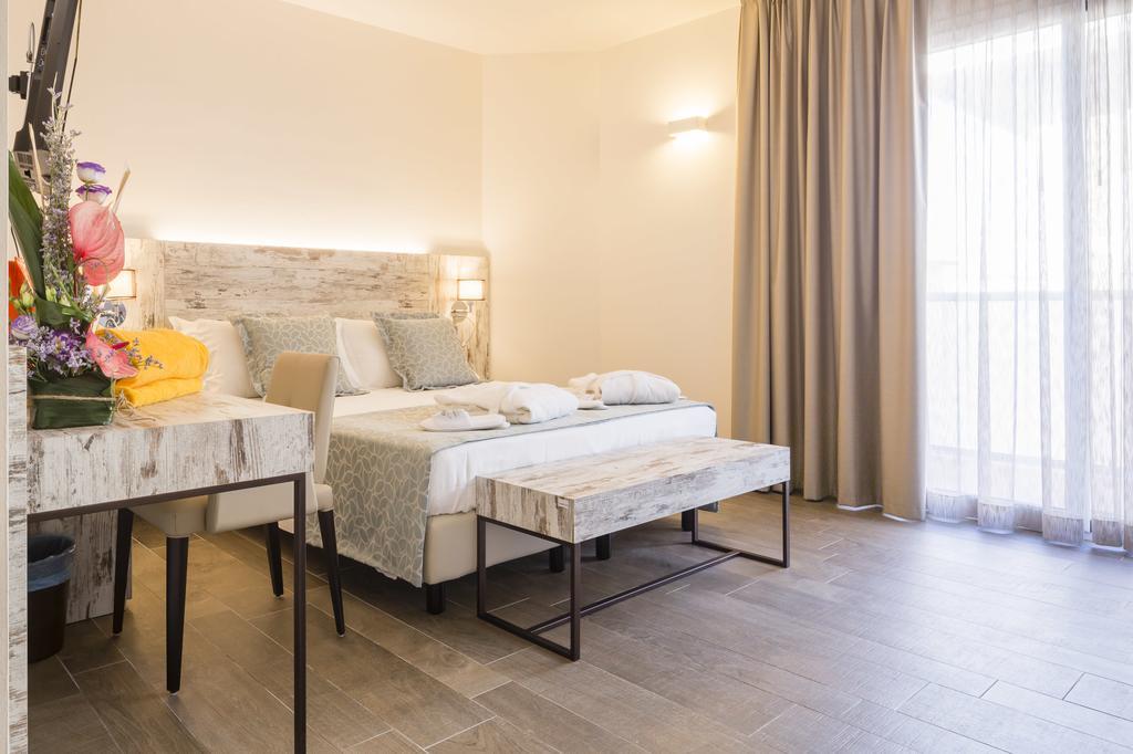 Hotel Ambassador Bibione Camera foto