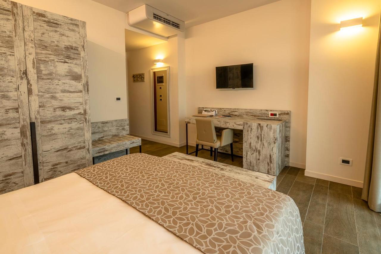 Hotel Ambassador Bibione Esterno foto